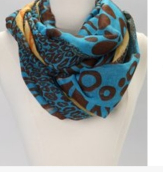 🧿 BLUE DOT INFINITY SCARF - Picture 6 of 6